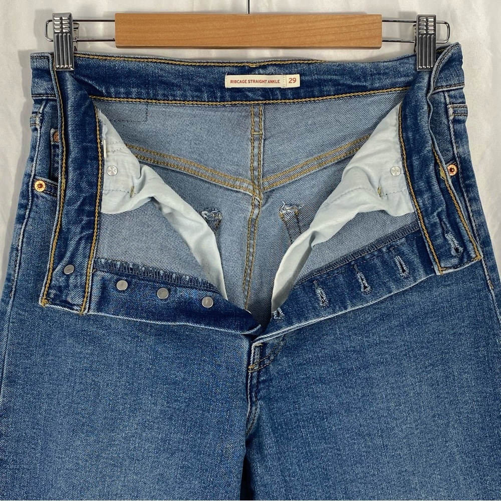 Levi Ribcage Straight Ankle Women’s Blue Denim Jeans Size 29 - Picture 10 of 16